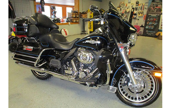 2013 Harley Davidson Ultra Classic motorcycle sold at Buttorff's Sales & Service in Hartleton, PA